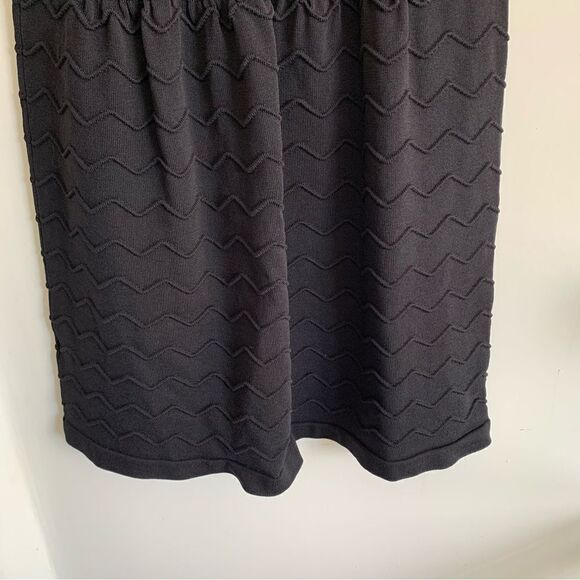 ROMEO AND JULIET BLACK DRESS - Picture 7 of 12